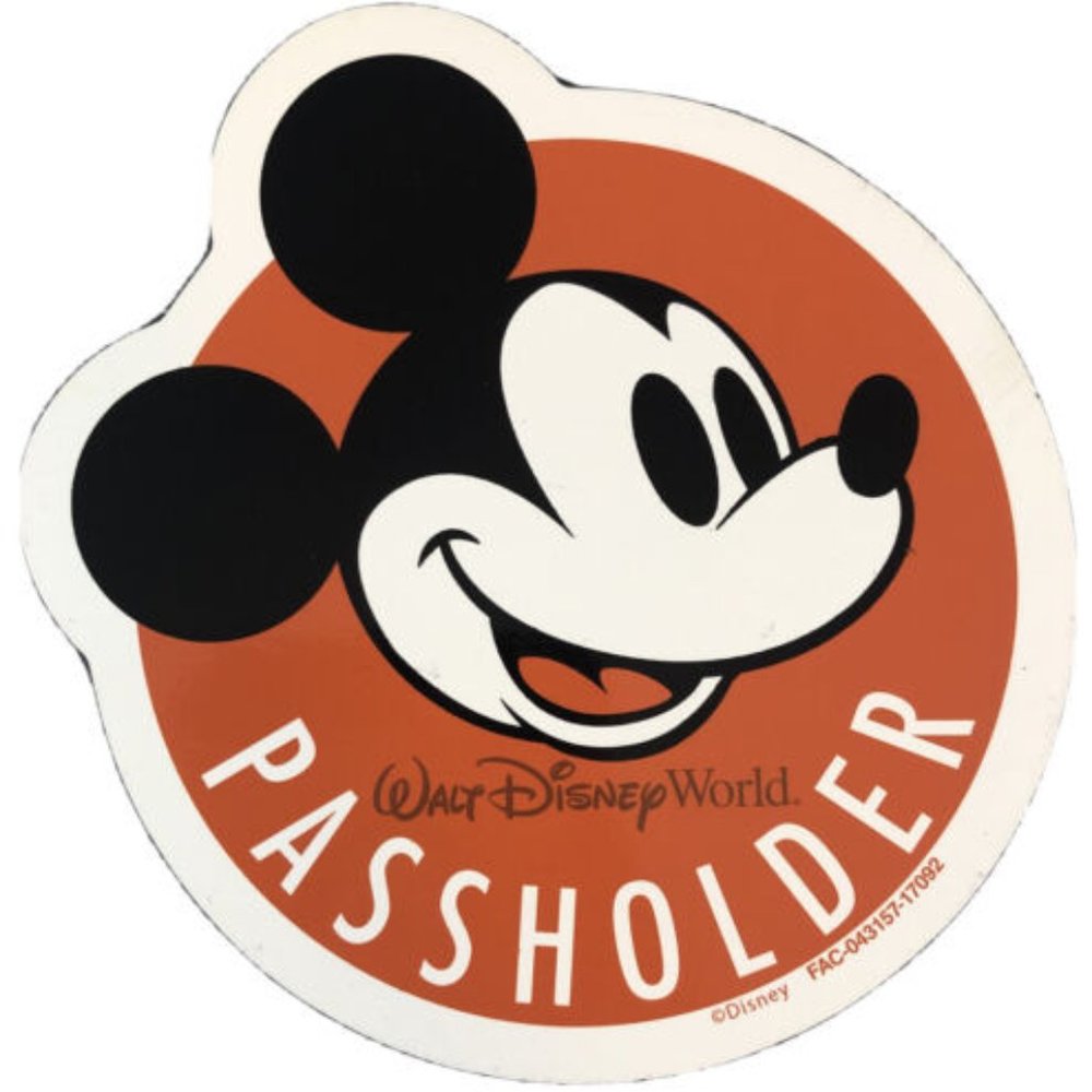 WALT DISNEY WORLD MICKEY MOUSE RED ORANGE ORIGINAL ANNUAL PASSHOLDER MAGNET NEW!